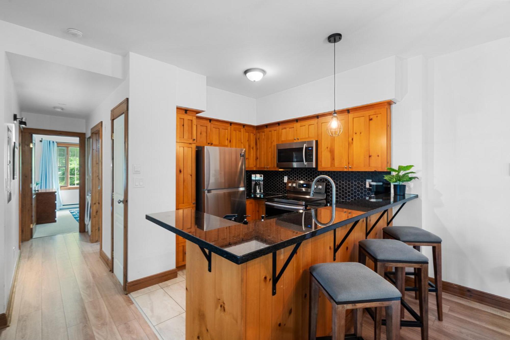 Les Falaises Tremblant - Ski Inout Condo W2Bdrs Mont-Tremblant Zewnętrze zdjęcie