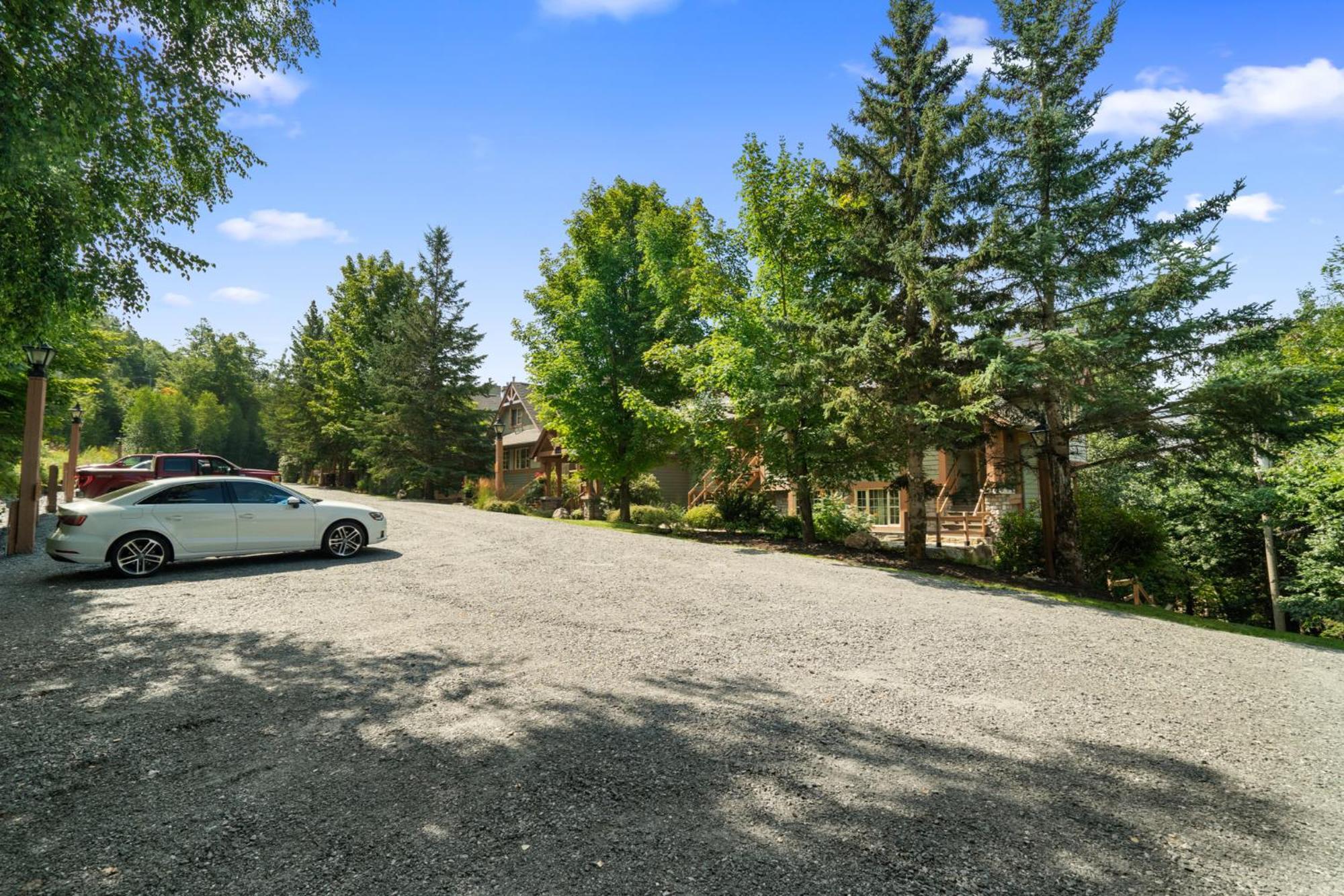 Les Falaises Tremblant - Ski Inout Condo W2Bdrs Mont-Tremblant Zewnętrze zdjęcie